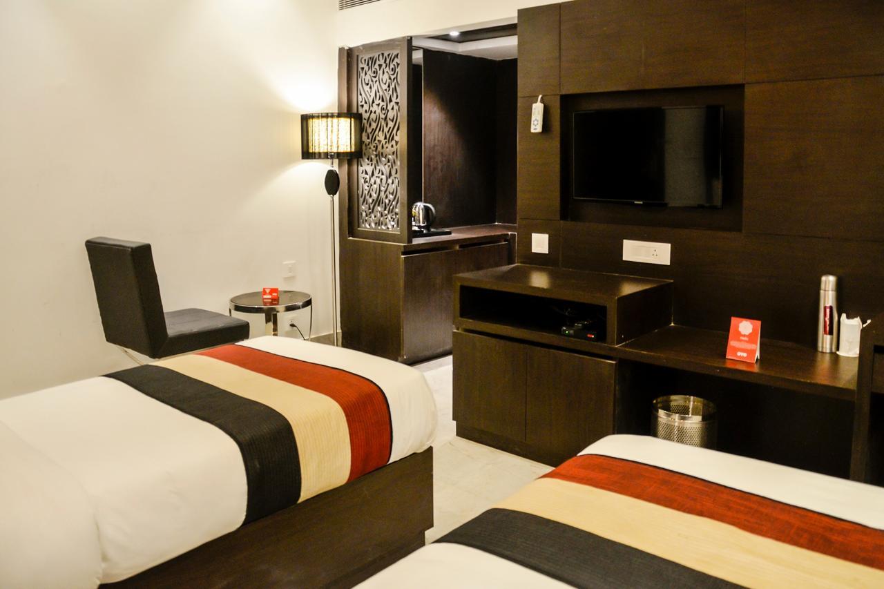 Oyo 1358 Hotel Crossroad Lucknow Dış mekan fotoğraf