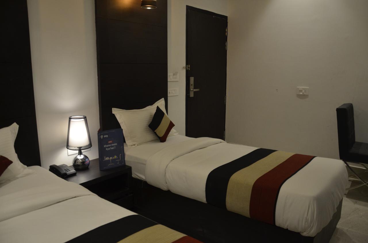 Oyo 1358 Hotel Crossroad Lucknow Dış mekan fotoğraf