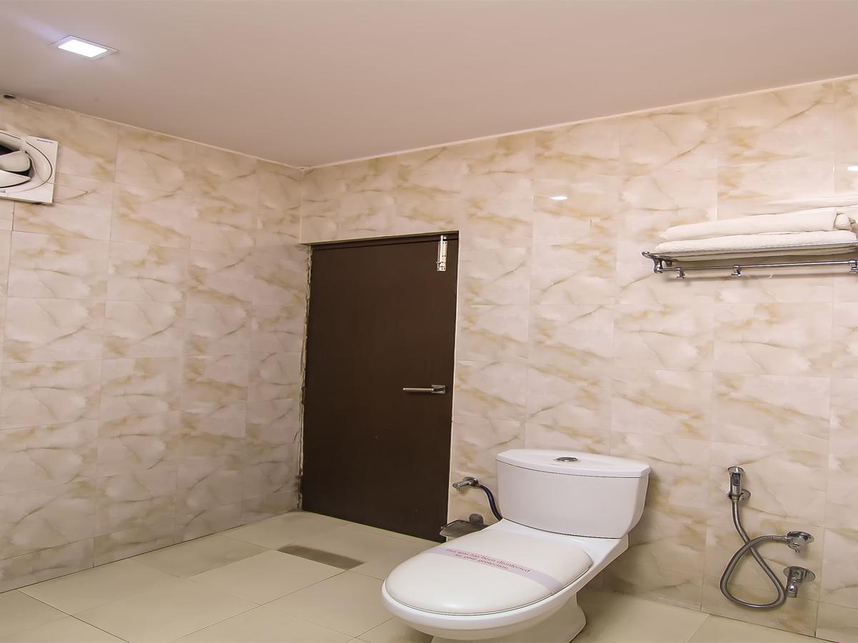 Oyo 1358 Hotel Crossroad Lucknow Dış mekan fotoğraf