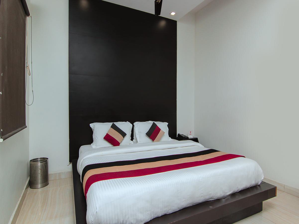 Oyo 1358 Hotel Crossroad Lucknow Dış mekan fotoğraf