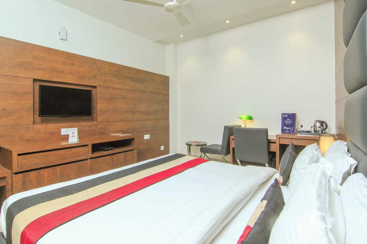 Oyo 1358 Hotel Crossroad Lucknow Dış mekan fotoğraf
